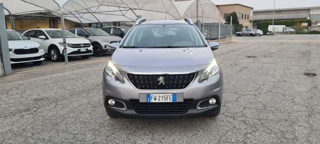 Peugeot 2008 BlueHDi 100 S&S Signature
